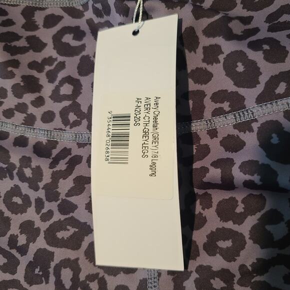 NWT All Fenix Avery grey black cheetah print athletic 7/8 leggings - SMALL - Picture 6 of 6